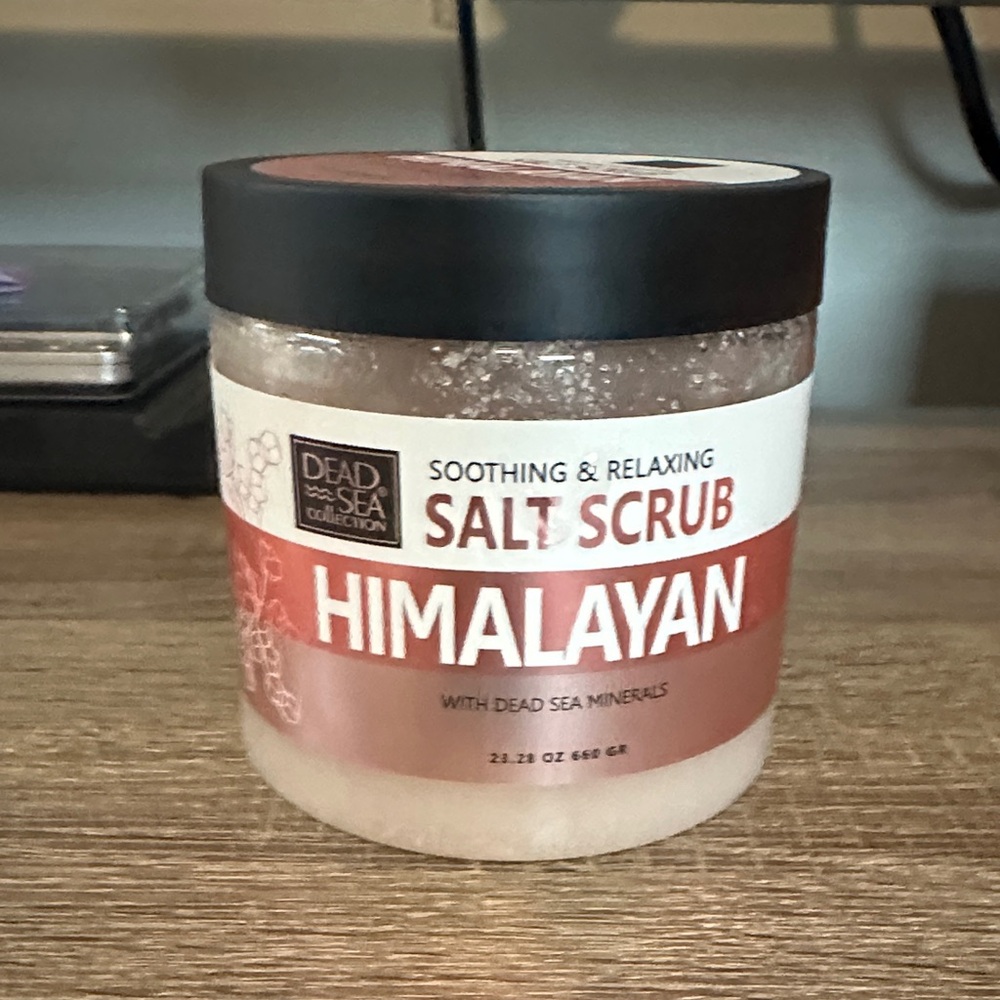 Himalayan Salt Scrub - Pink/ New